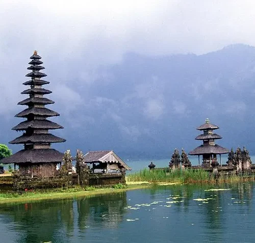 Lake Bratan Bali